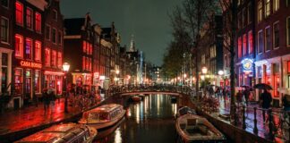 Exploring Amsterdam’s Red Light District Escorts