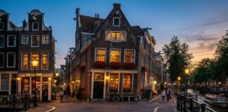 Discover Amsterdam VIP Hotel De Gerstekorrel Charm