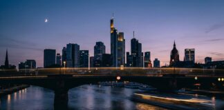 Frankfurt VIP Escort: Luxury Companionship Guide