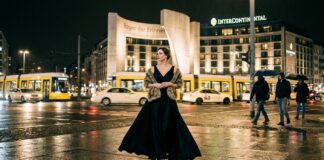 Berlin VIP Lützowplatz Escorts: Luxury Awaits